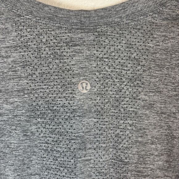 LULULEMON Swiftly Tech Grey Long Sleeve Women's Size 4 casual - Picture 4 of 5